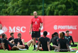 AC밀란 알레그리 감독 "모드리치, 클럽월드컵 끝나고 합류 예정"