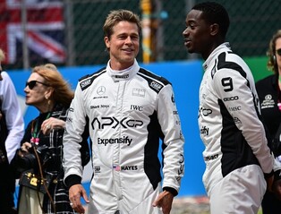 브래드 피트 흥행 질주에…"애플, F1 중계권 협상 중"