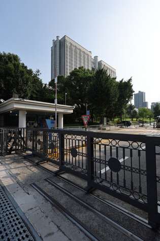 Hearing on arrest warrant for Yoon