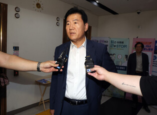 Next year's minimum hourly wage set at 10,320 won