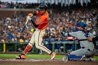 이정후, 역전 3루타 포함 3안타 3타점…김혜성도 3안타 2도루(종합)