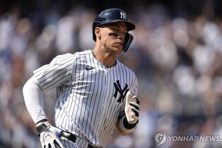 양키스 저지, MLB 최소경기 350홈런…맥과이어보다 192경기 빨라