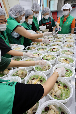 Korean summertime food