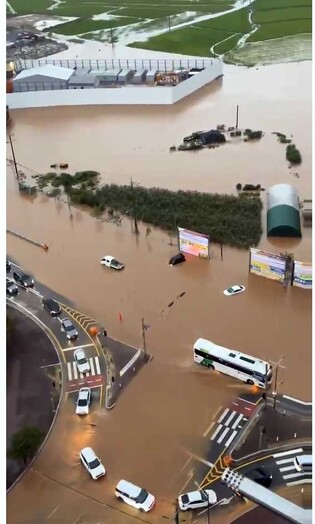 Torrential rain in S. Korea
