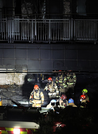Fire at apartment building