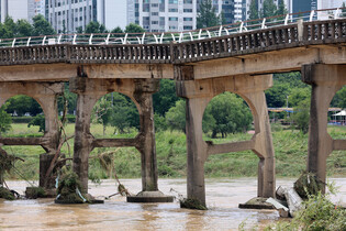 Aftermath of torrential rain in S. Korea