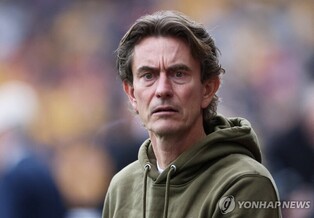 손흥민 거취에 말 아낀 토트넘 신임 감독 "매우 중요한 선수"