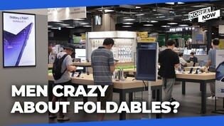 Samsung’s new flagship foldable device sets pre-order sales record thanks to demand by young men