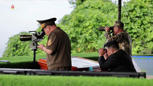 N.K. leader observes firing contest of artillery subunits