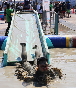 Boryeong Mud Fest starts