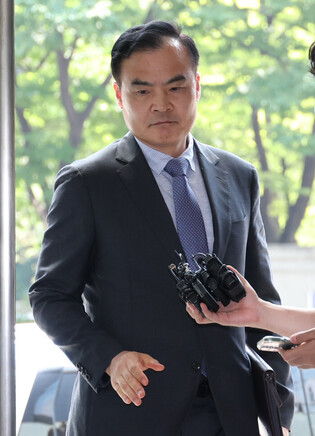 Ex-deputy minister grilled for 2nd time over Marine death