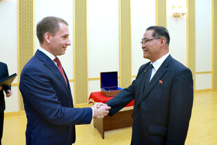 N. Korean premier meets Russian minister