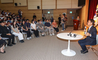 New culture minister inaugurated