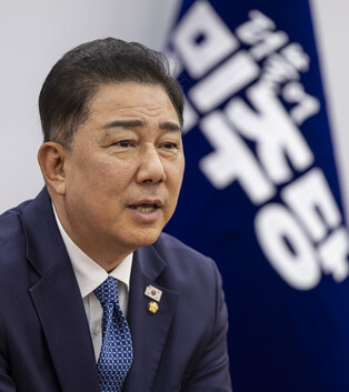 Ruling party's acting leader gives interview