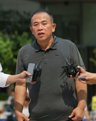 Power broker grilled in probe into ex-first lady