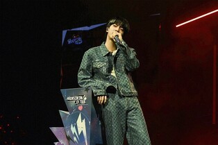 BTS 진, 미국 투어 마무리…현지 매체 "팬 소통 마스터 클래스"