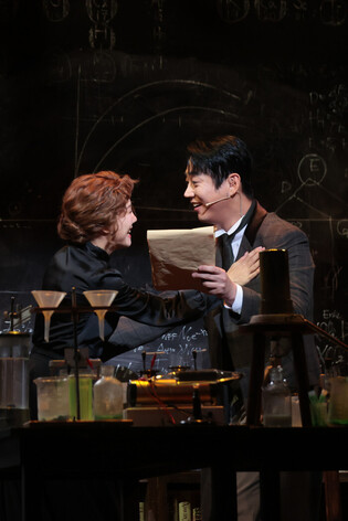 S. Korean actress Kim So-hyang and actor Tei