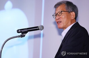 조선 전기 미술 특강한 유홍준 "역사의 속살, 유물로 느끼길"