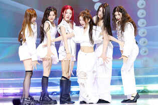 S. Korean girl group AtHeart