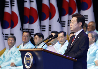 Lee gives speech on Liberation Day
