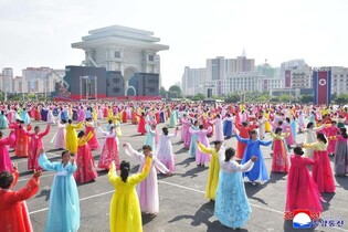 N. Koreans celebrate Liberation Day