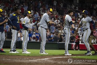 메이저리그 밀워키 14연승 질주…구단 최다 연승 신기록