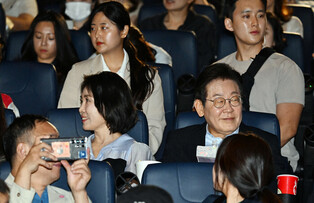 Lee, first lady at the movies