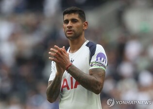 '손흥민과 결별' 토트넘, 새 주장 로메로와 계약 연장