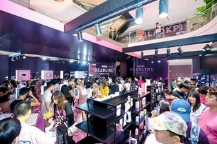 BLACKPINK's pop-up stores in China draw huge crowds; Shanghai landmark lit up in pink