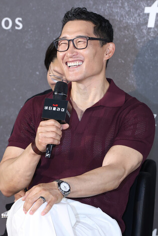 Korean-American actor Daniel Dae Kim