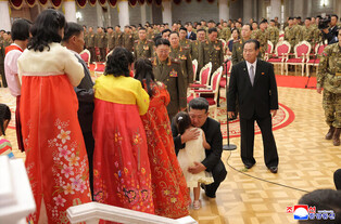 N.K. leader praises troops deployed to Russia-Ukraine war