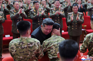 N.K. leader praises troops deployed to Russia-Ukraine war