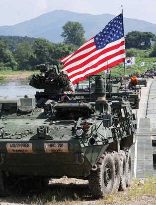 S. Korea-U.S. joint river-crossing drill