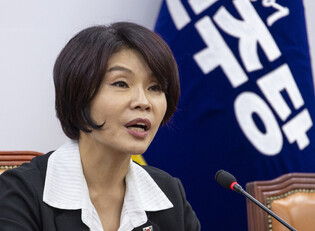 Ruling party's top policymaker