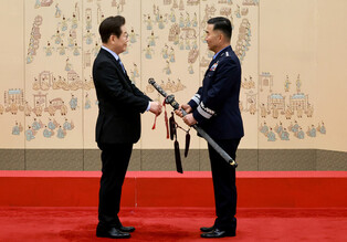Lee attends ceremony for JCS chairman nominee