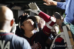 김하성, 애틀랜타 이적 후 첫 홈런…7회 역전 결승 스리런(종합2보)