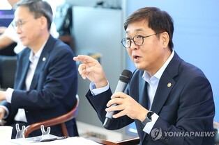 최휘영 "K-컬처, 겉만 화려 현장은 처참…범정부 대책기구 필요"(종합)