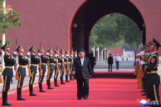 N.K. leader attends military parade in Beijing
