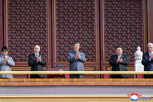 N.K. leader attends military parade in Beijing