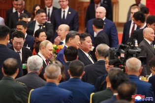 N.K. leader attends reception for Chinese anniversary in Beijing