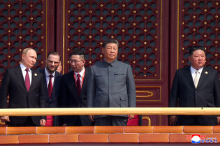 N.K. leader attends military parade in Beijing