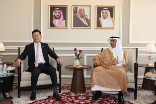 Arms agency chief, Saudi officials discuss defense cooperation