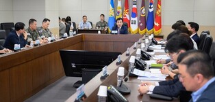 Defense chief urges tightened discipline after military accidents