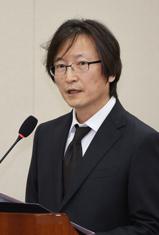 Confirmation hearing for corporate watchdog's chief nominee