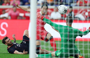 Son scores