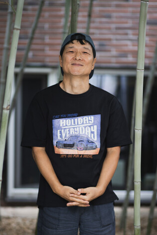 S. Korean singer Ahn Chi-hwan