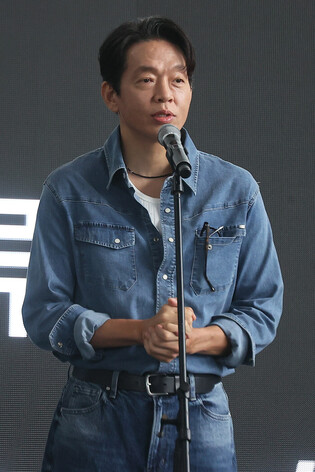 S. Korean actor Park Ji-hwan