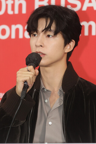 S. Korean actor Hong Kyung