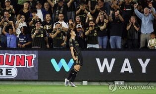 LAFC 체룬돌로 감독 "손흥민은 강렬함과 우수함을 팀에 가져와"