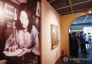 Iconic artist Chun Kyung-ja reevaluated at Seoul Museum exhibition